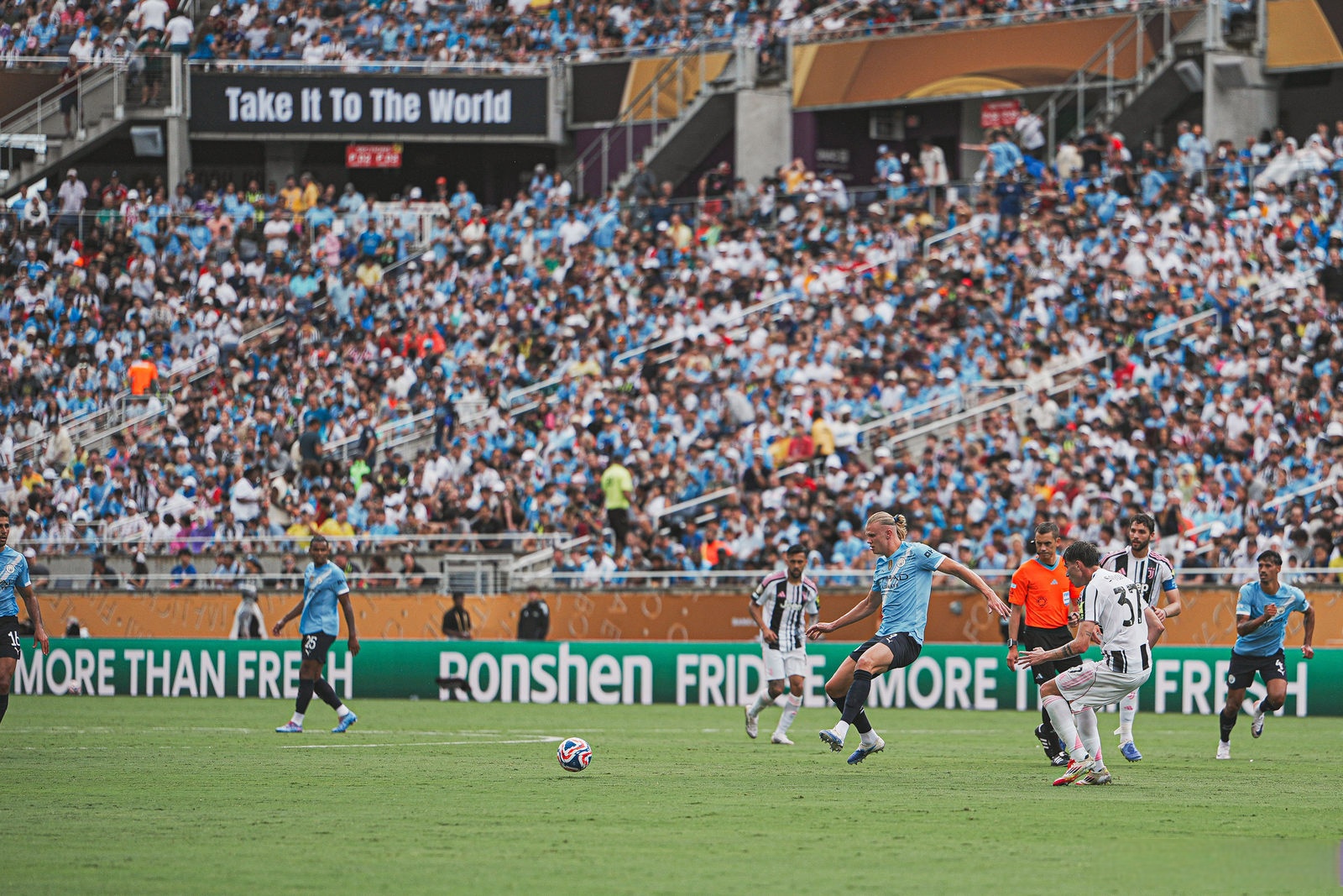 爱游戏下载库里关键节点回归赛场，皇家马德里带队取胜！(库里转会?)