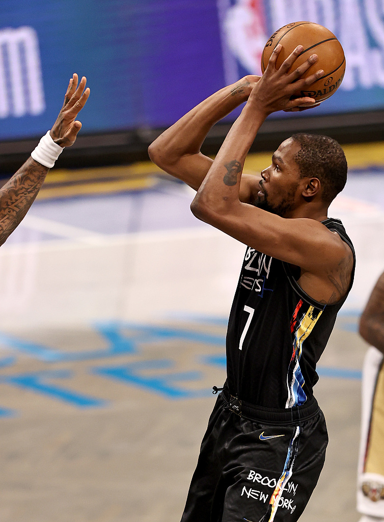 包含拉齐奥训练开放日；赛前复出首秀引欢呼；德国杯在即；控场能力受关注的词条