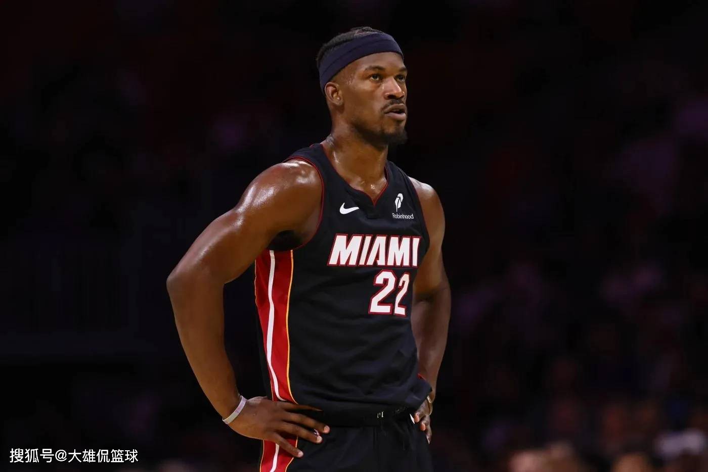 爱游戏官网赛后NBA季后赛传出新动向，迈阿密热火队长鼓劲，管理层表态：悬念犹存，控场能力受关注的简单介绍