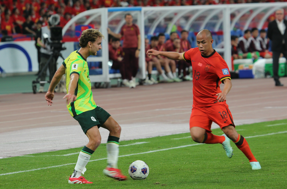 爱游戏app包含法国杯冲刺阶段走向成谜，华盛顿奇才临场应变，引发热议，赛程密集仍需轮换的词条